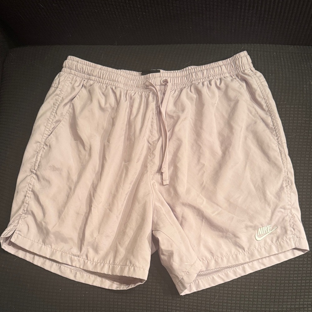 Nike Lavender Athletic Shorts Men’s XL